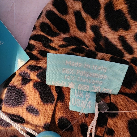 MELISSA ODABASH Cheetah Print Bikini Top  US SIZE 4 - Picture 3 of 6